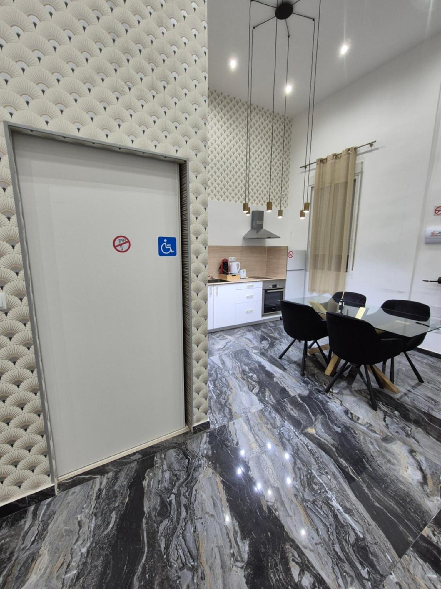 Downtown Apartments Alicante Rom bilde